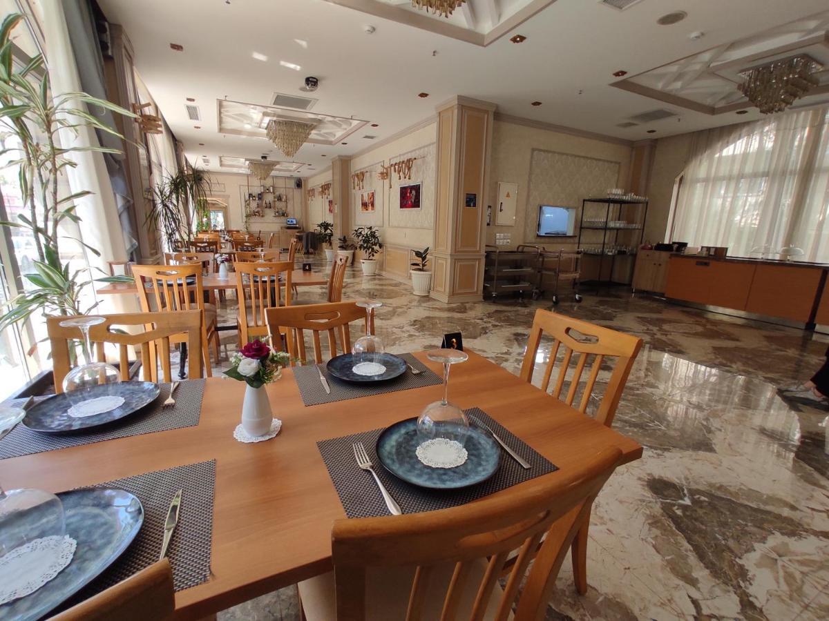 Golden City Hotel Baku Exteriér fotografie